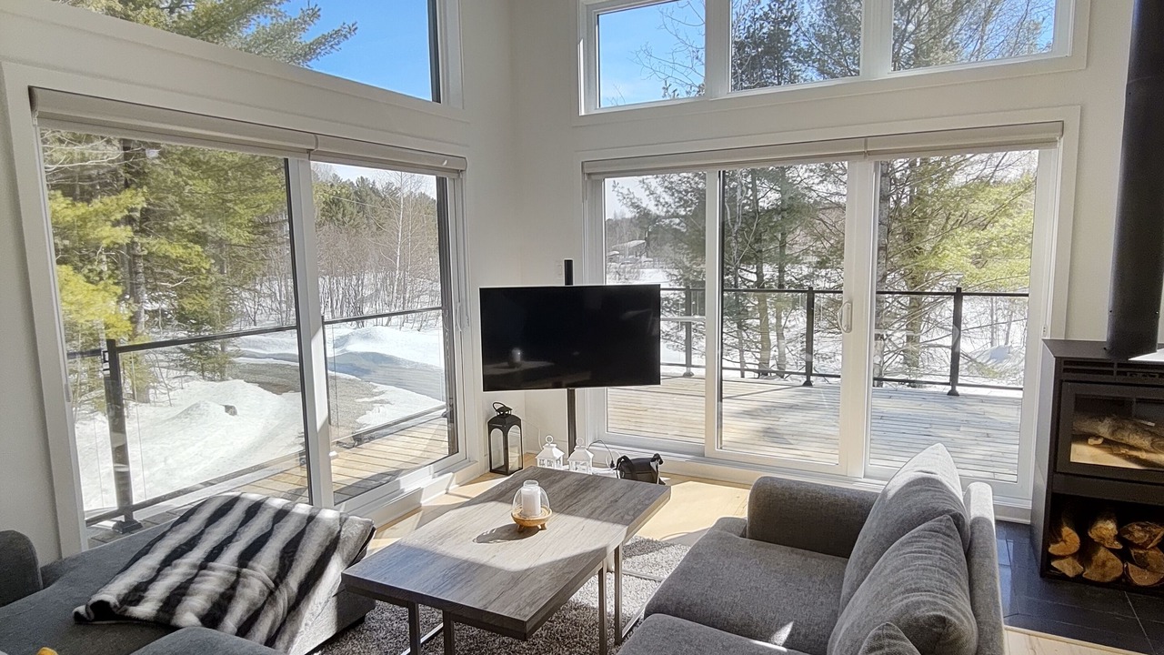 Photo of Livingroom in Saint-Alphonse-Rodriguez