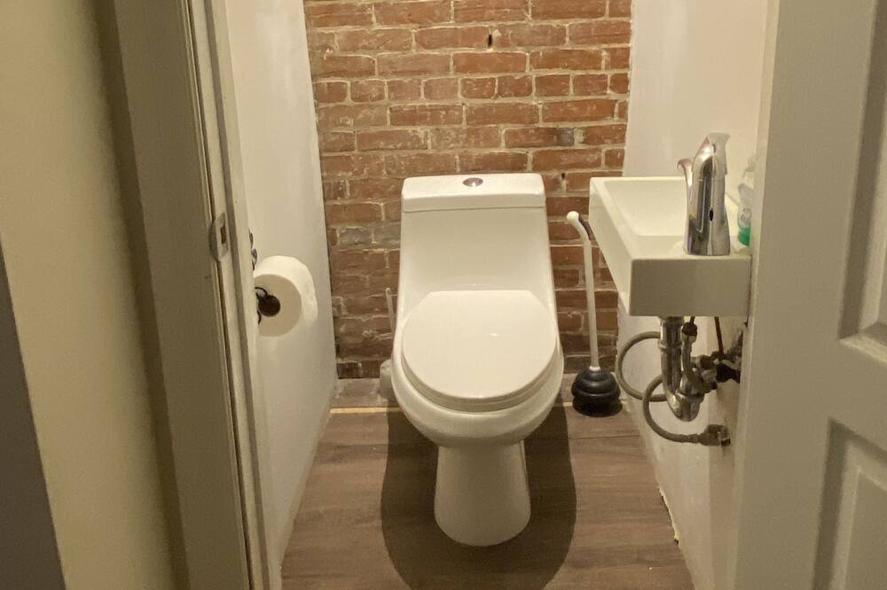 Photo of Bathroom in Milton Park