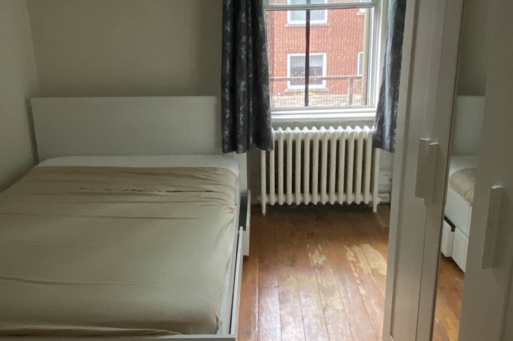 Photo of Bedroom in Milton Park