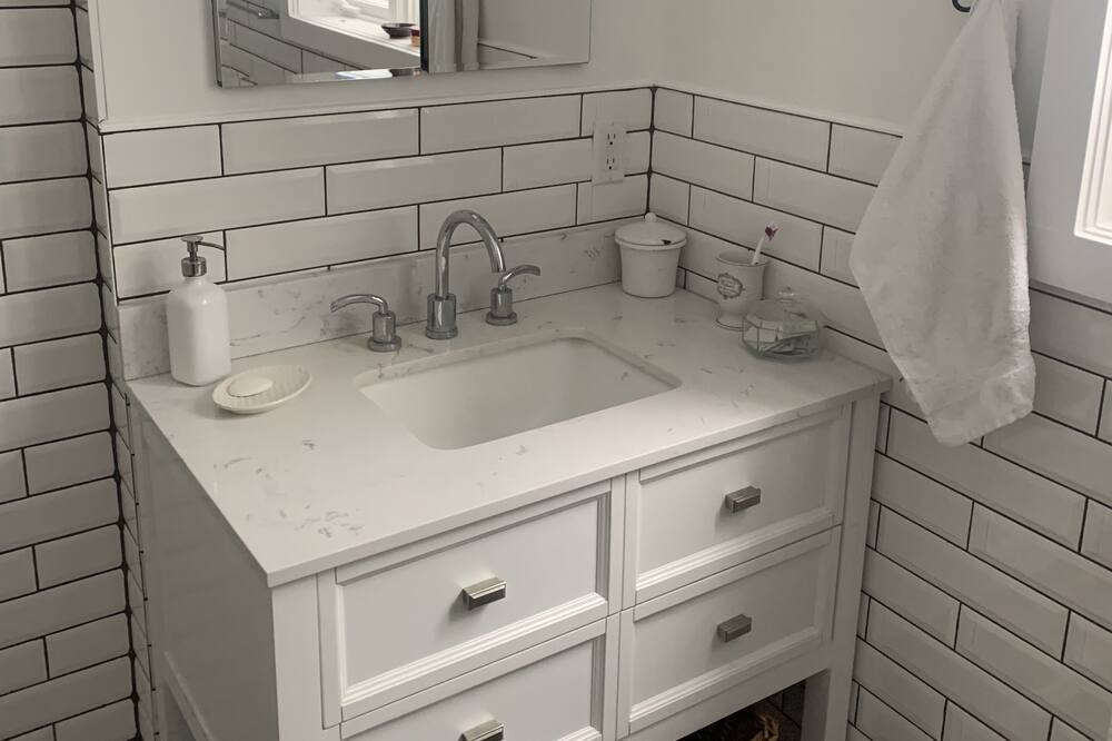 Photo of Bathroom in Saint-Sauveur
