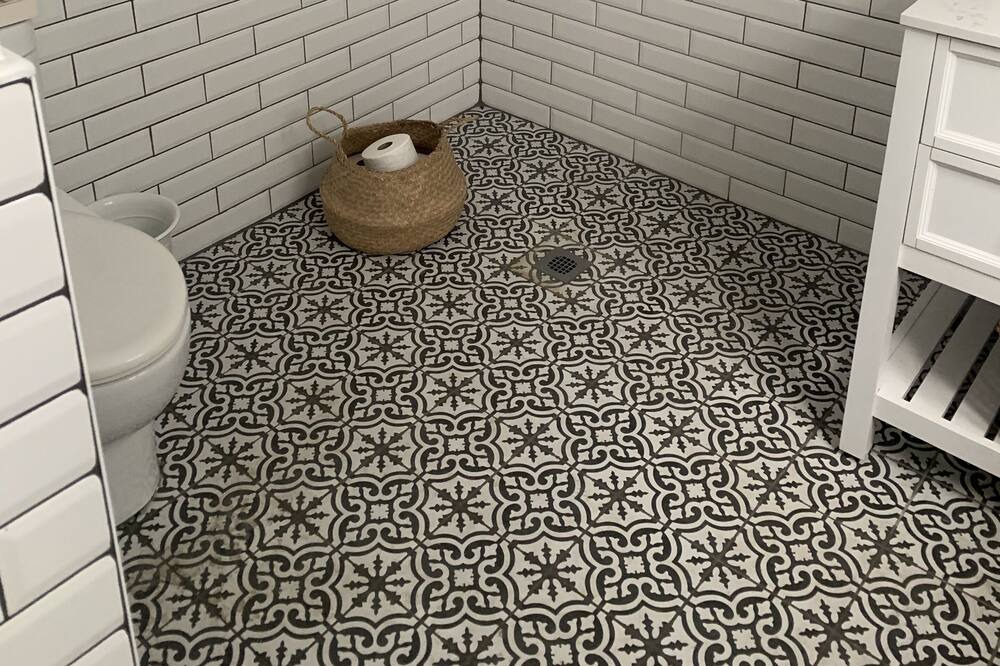 Photo of Bathroom in Saint-Sauveur