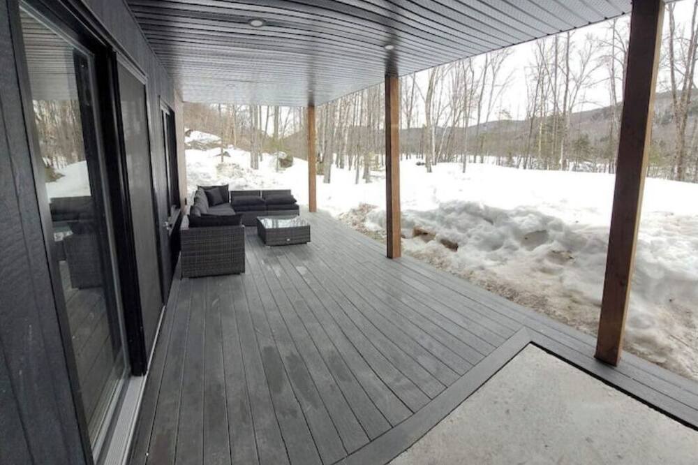 Photo of Patio Balcony in Sainte-Adele