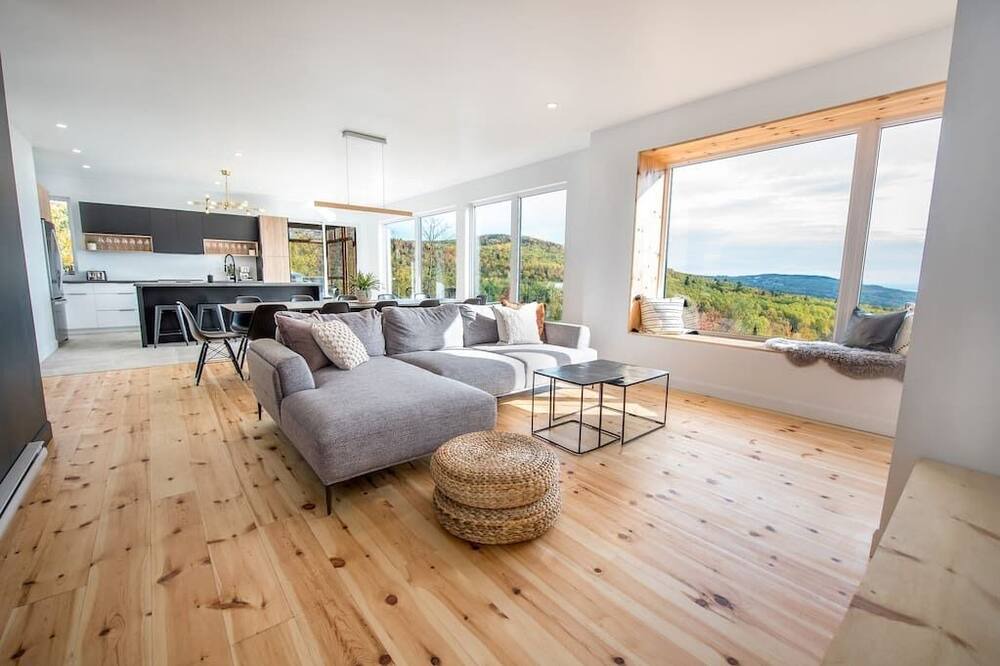 Photo of Bedroom in Saint-Joseph-de-la-Rive