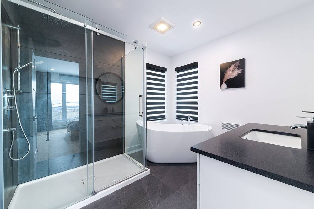 Photo of Bathroom in Saint-Joseph-de-la-Rive