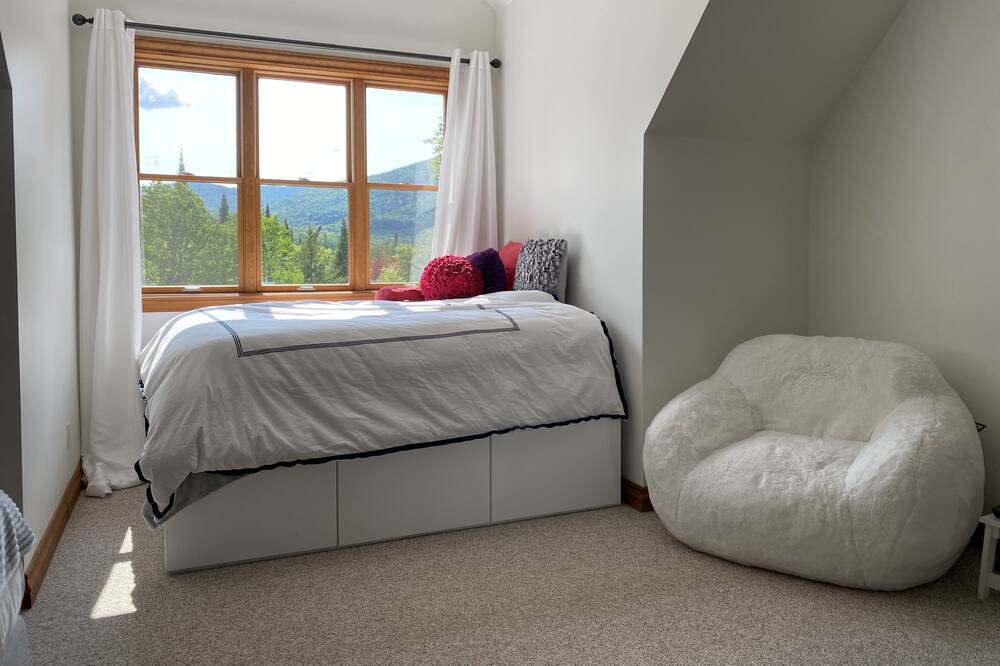 Photo of Bedroom in Lac-Superieur