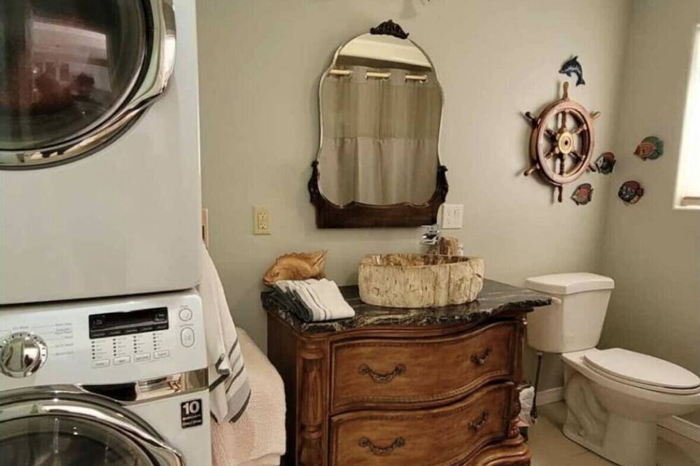 Photo of Bathroom in Faraday