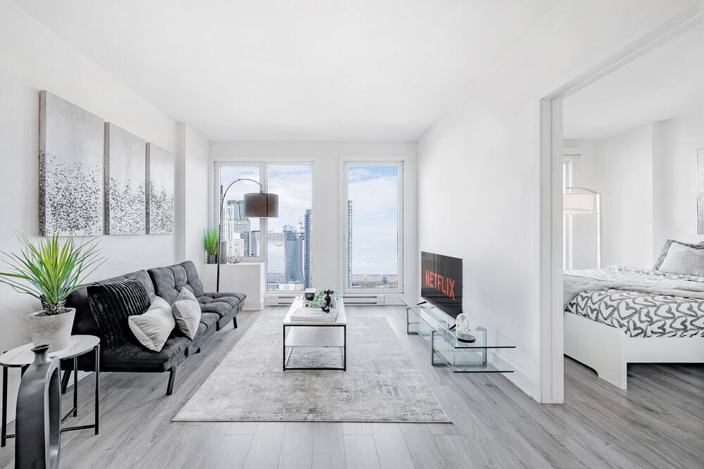 Photo of Livingroom in Shaughnessy Village