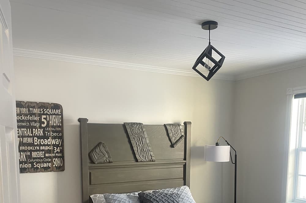 Photo of Bedroom in Gore