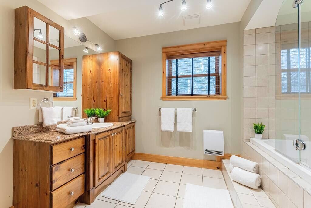 Photo of Bathroom in Fiddler Lake Resort