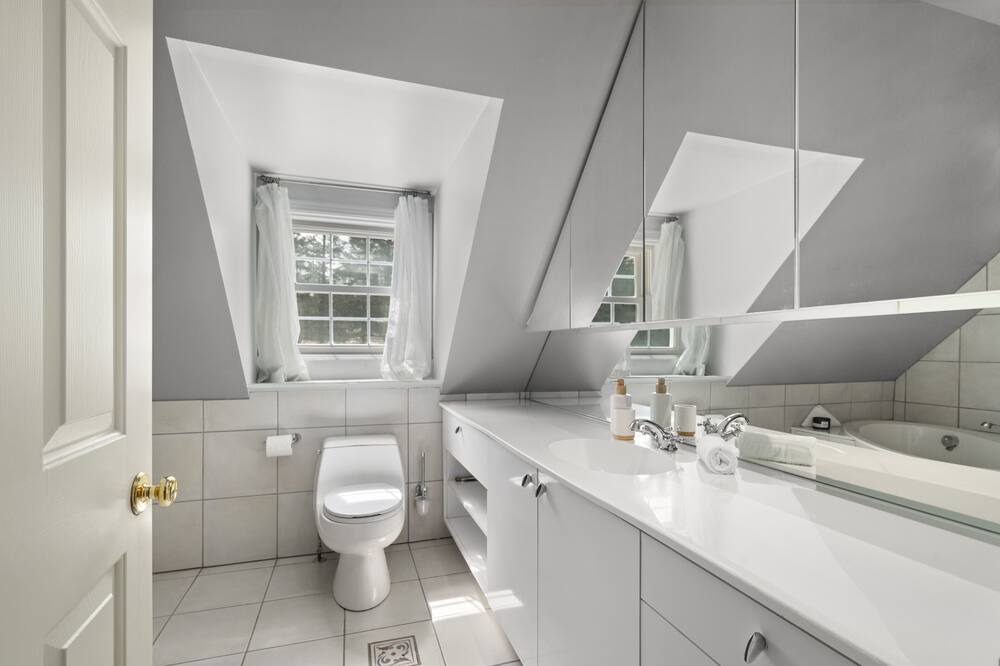 Photo of Bathroom in Riviere-Rouge