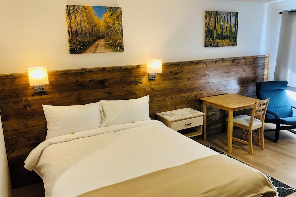 Photo of Bedroom in McLennan