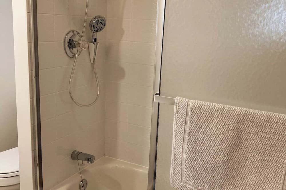 Photo of Bathroom in Sainte-Agathe-des-Monts