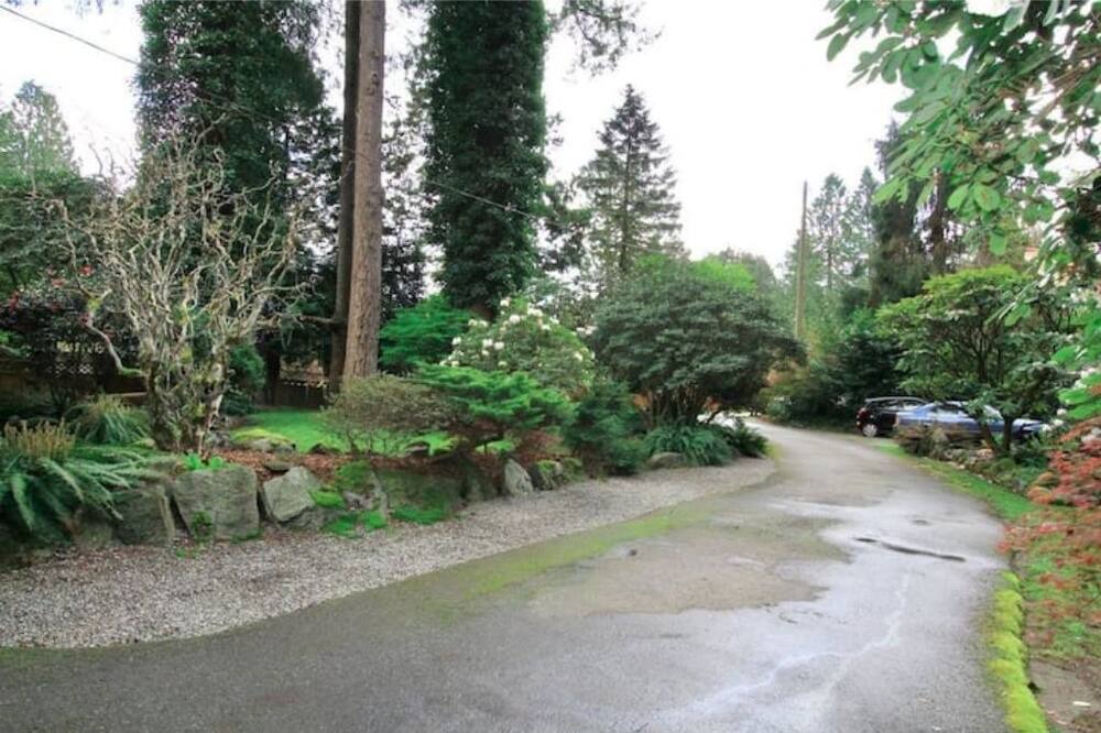 Photo of Outdoor in Maple Ridge