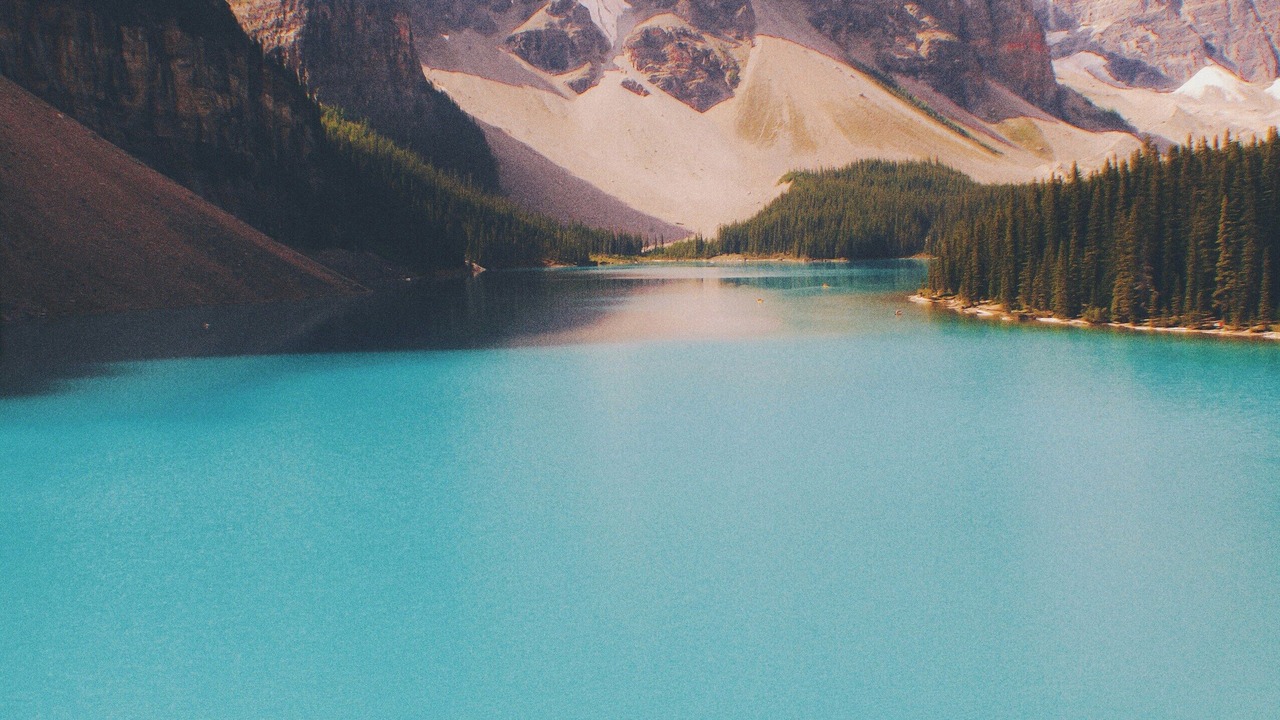 Photo of Others in Lake Louise