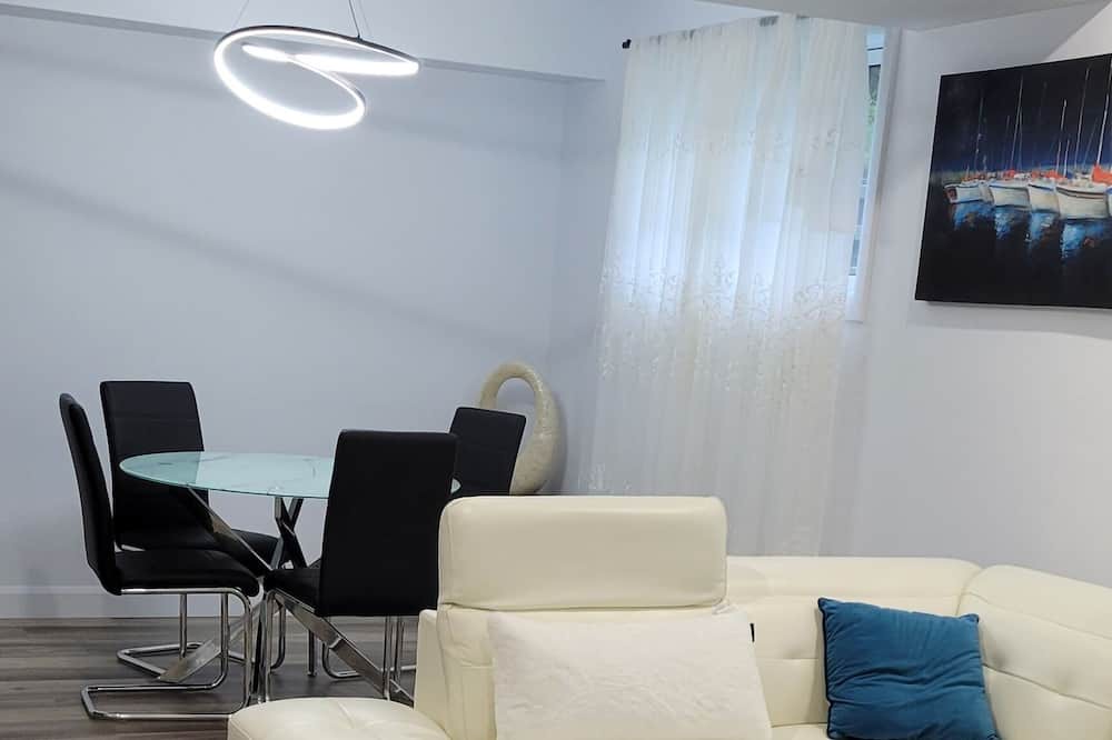 Photo of Livingroom in Notre-Dame-des-Laurentides
