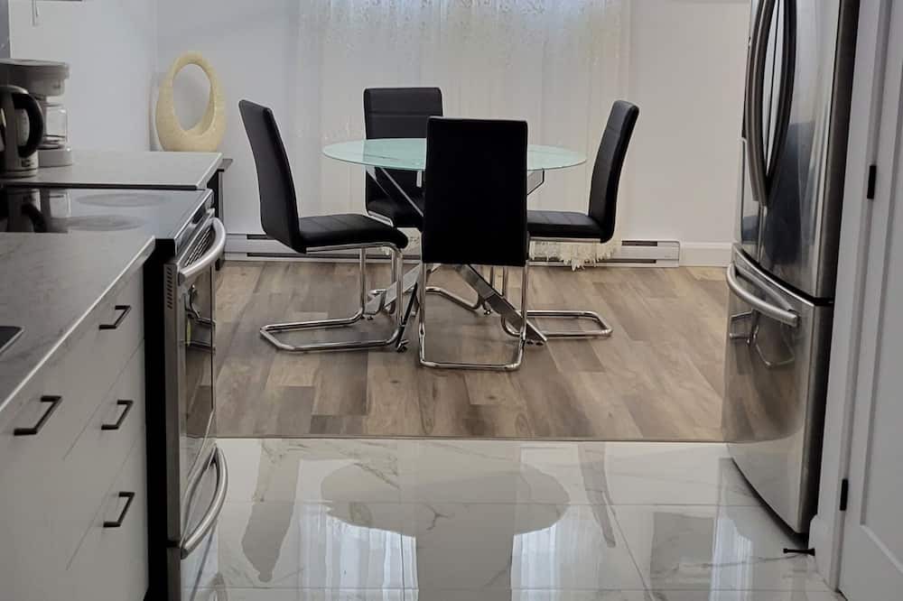 Photo of Kitchen in Notre-Dame-des-Laurentides