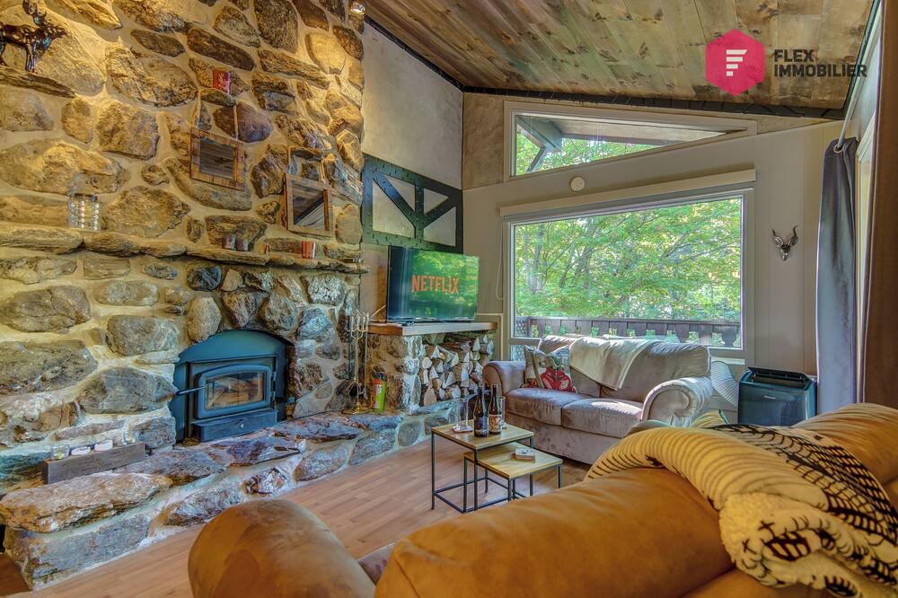 Photo of Livingroom in Sutton