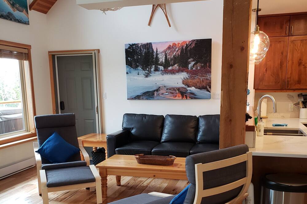 Photo of Livingroom in Golden