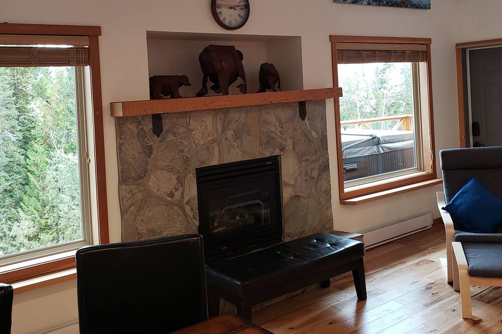 Photo of Livingroom in Golden