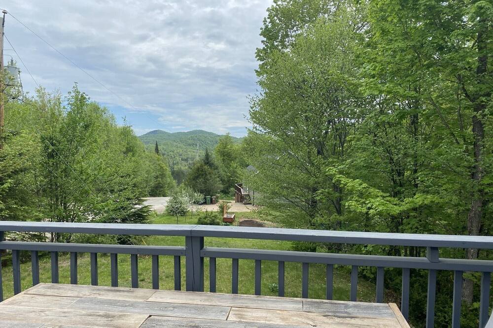 Photo of Patio Balcony in Sainte-Agathe-des-Monts