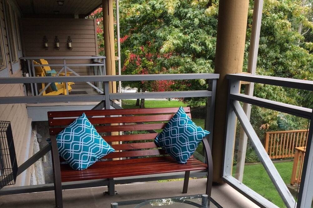 Photo of Patio Balcony in Village North