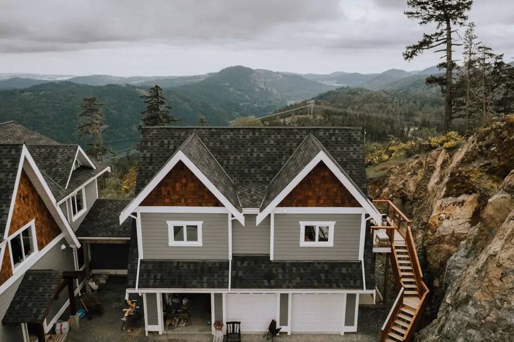 Photo of Outdoor in Malahat