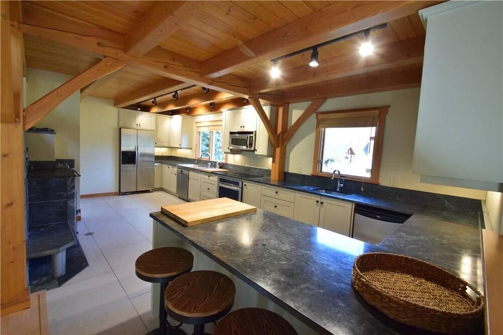 Photo of Kitchen in Forest Ridge Estates
