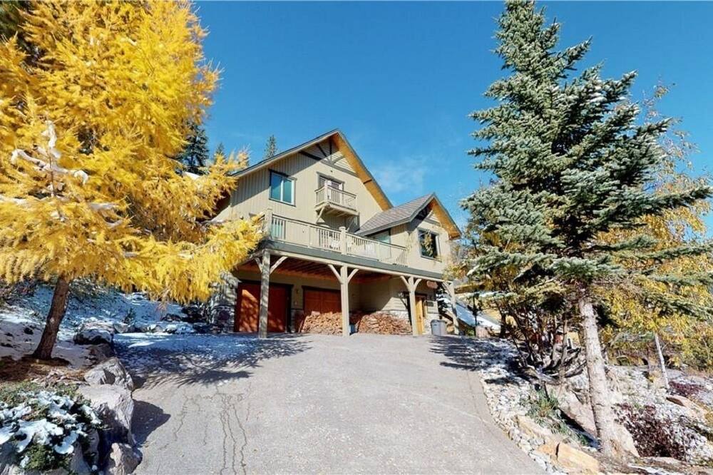 Photo of Outdoor in Forest Ridge Estates