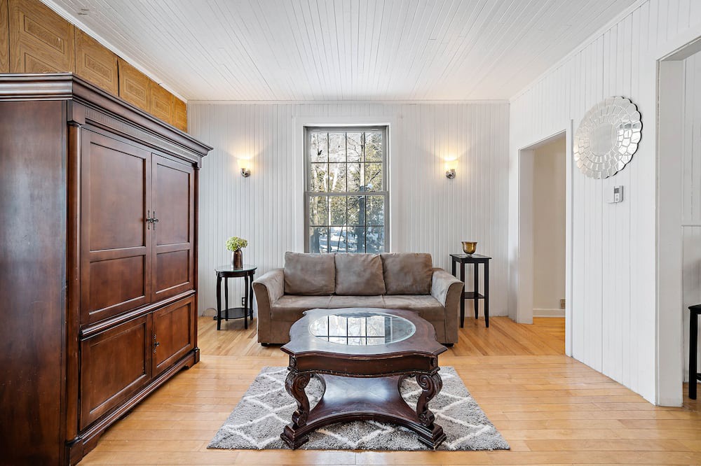 Photo of Livingroom in Sainte-Agathe-des-Monts