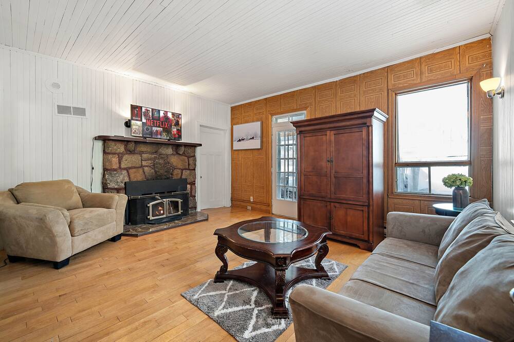 Photo of Livingroom in Sainte-Agathe-des-Monts