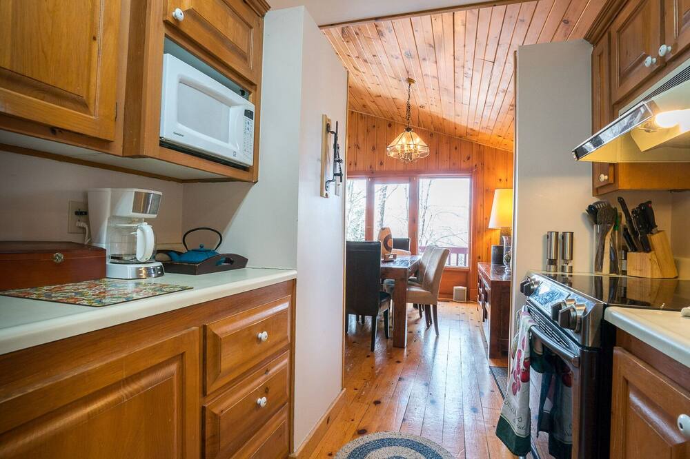 Photo of Kitchen in Saint-Sauveur