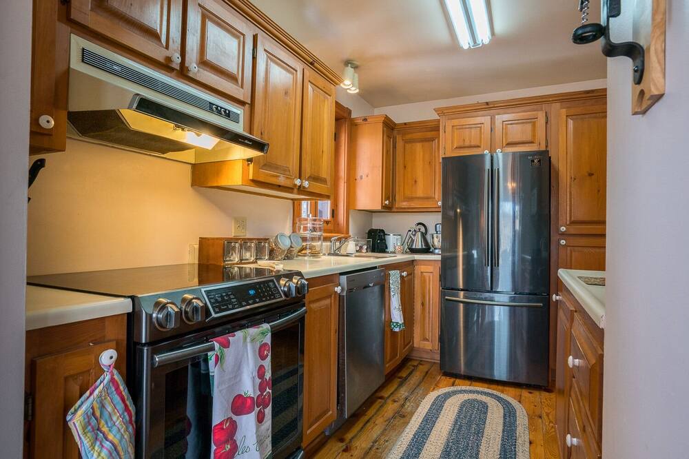 Photo of Kitchen in Saint-Sauveur