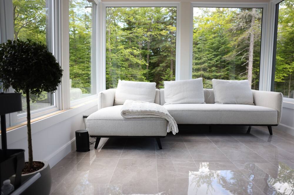 Photo of Livingroom in Chertsey