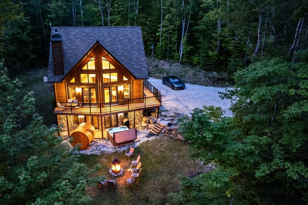 Photo of Outdoor in Amherst
