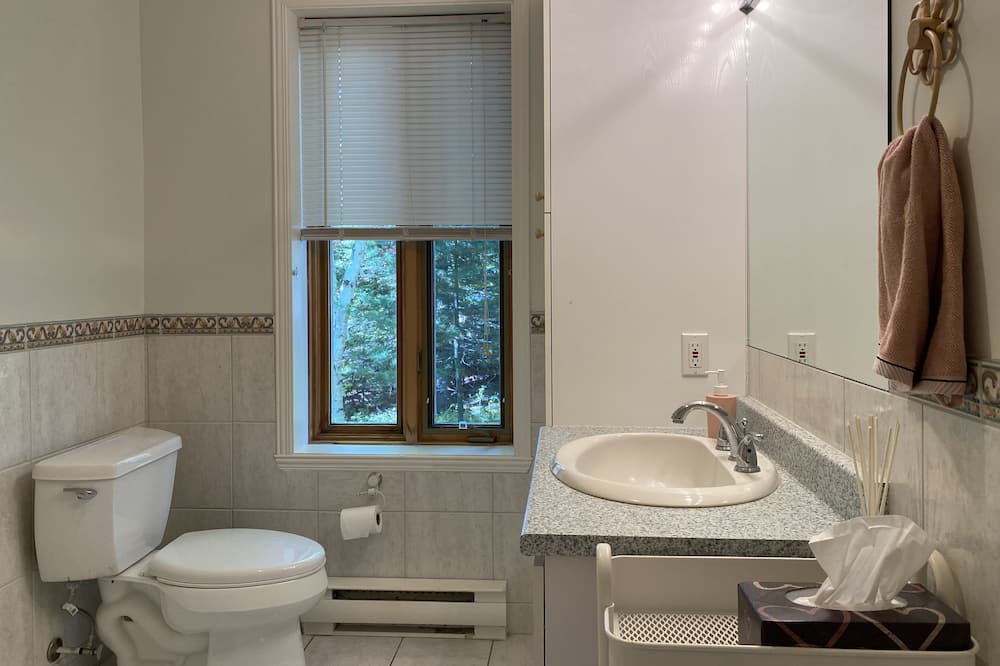 Photo of Bathroom in Petite-Riviere-Saint-Francois