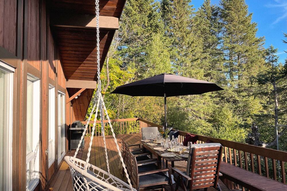 Photo of Patio Balcony in Sainte-Agathe-des-Monts