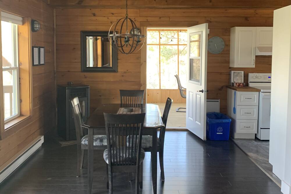 Photo of Livingroom in Val-des-Bois