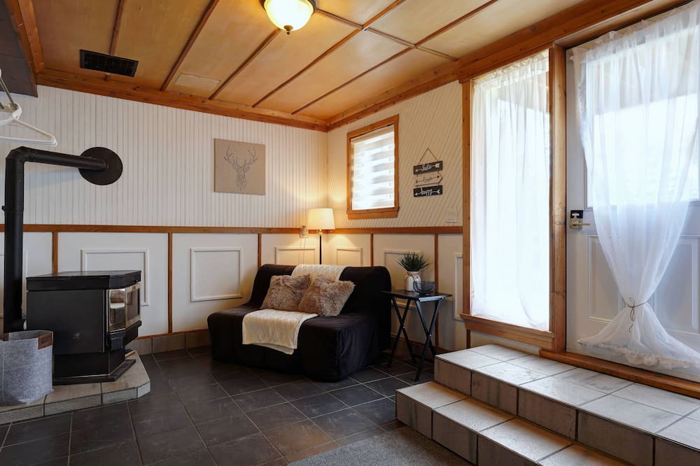 Photo of Bedroom in Sainte-Cecile-de-Whitton