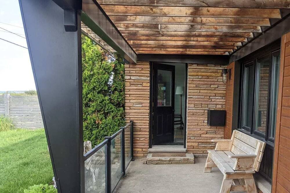 Photo of Patio Balcony in Sauble Beach