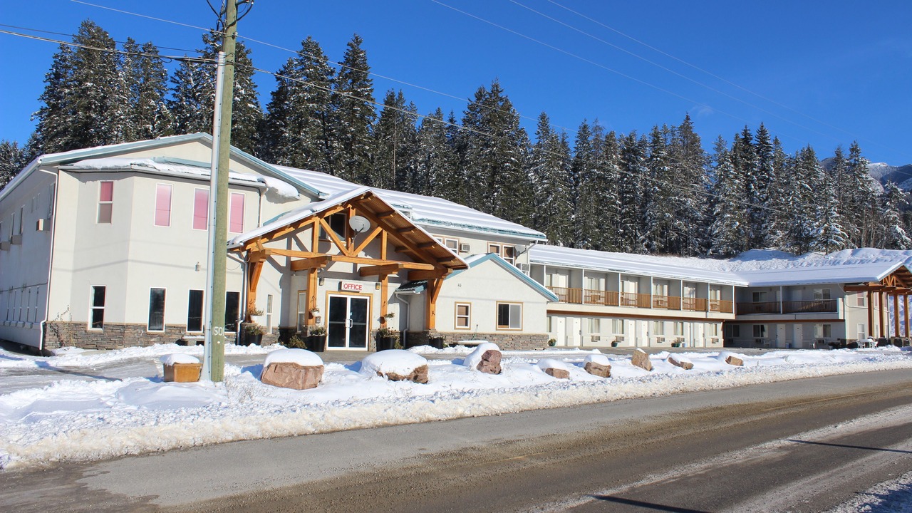 Photo of Outdoor in Golden