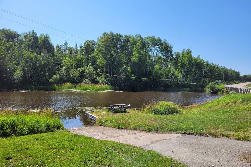 Photo of Others in Angliers