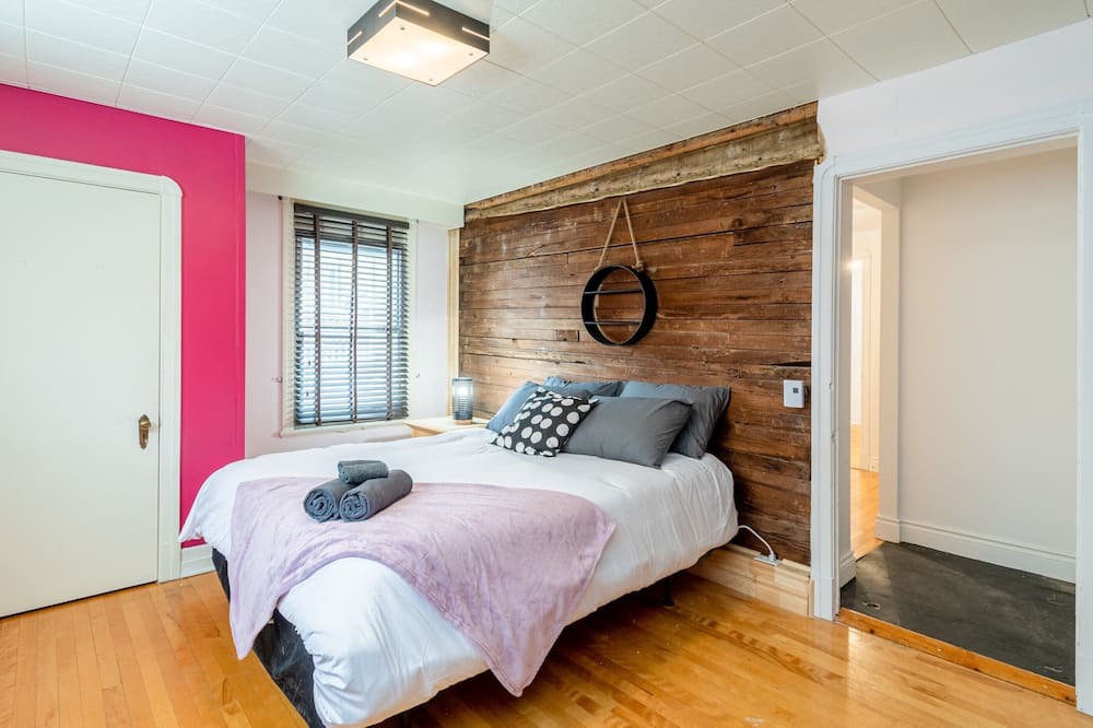 Photo of Bedroom in Ste Anne de Beaupre