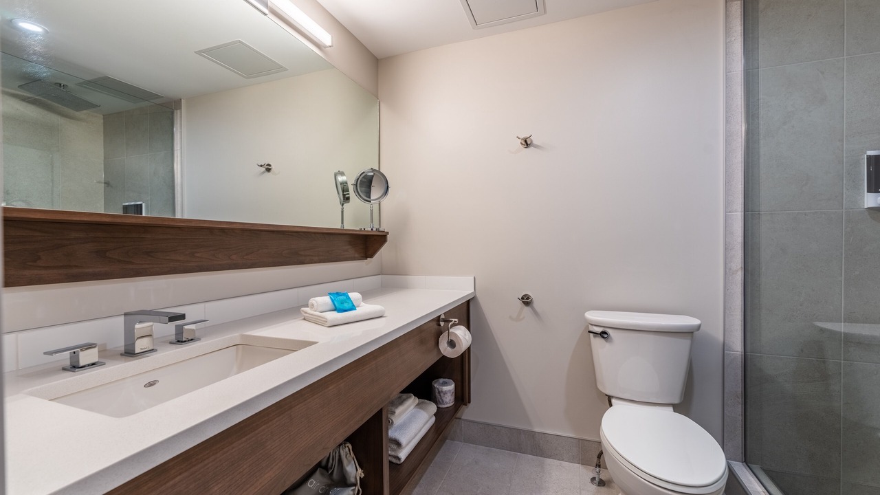 Photo of Bathroom in Golden
