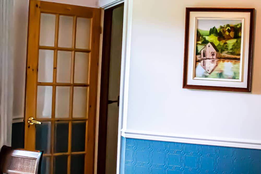 Photo of Bedroom in Jonquiere
