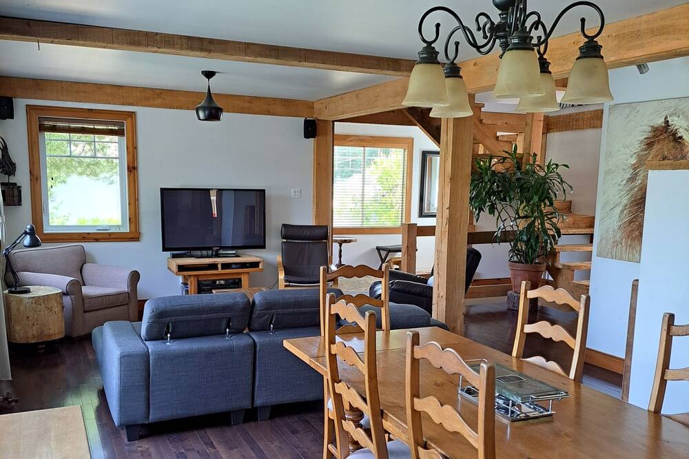 Photo of Livingroom in Saint-Jean-de-Matha