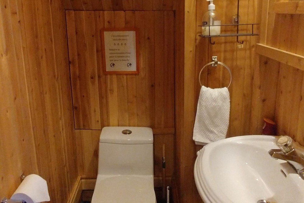 Photo of Bathroom in Saint Jean Port Joli