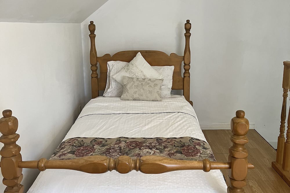 Photo of Bedroom in Rawdon