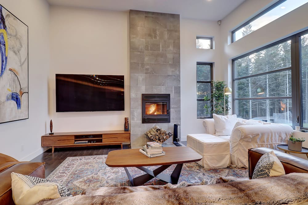 Photo of Livingroom in Bromont