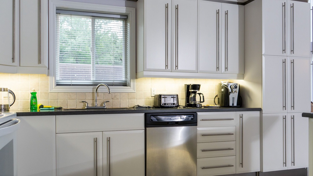Photo of Kitchen in Muskoka Lakes