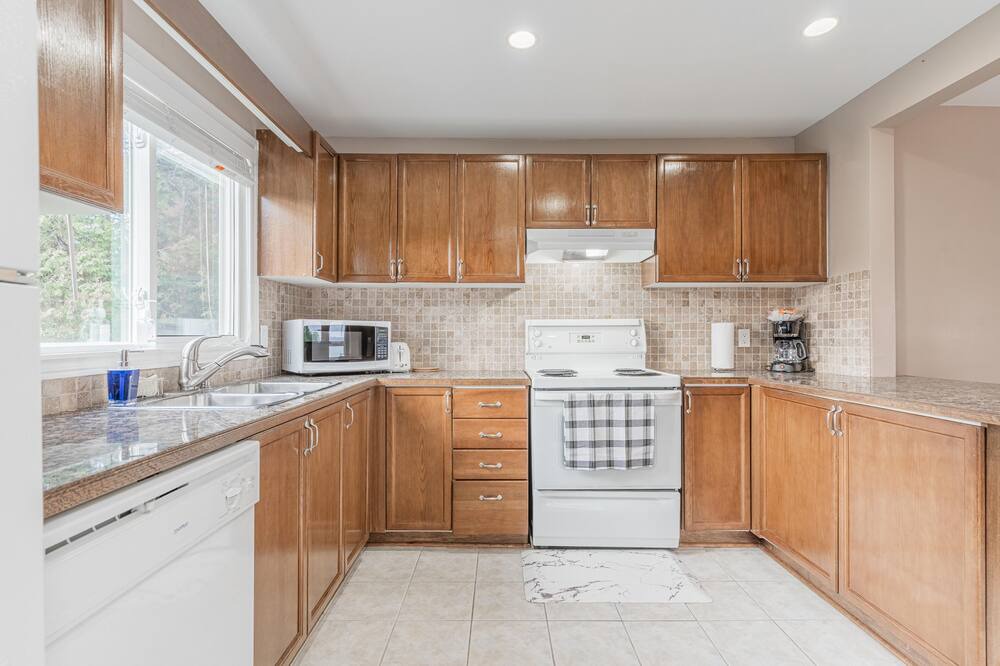 Photo of Kitchen in Alcona